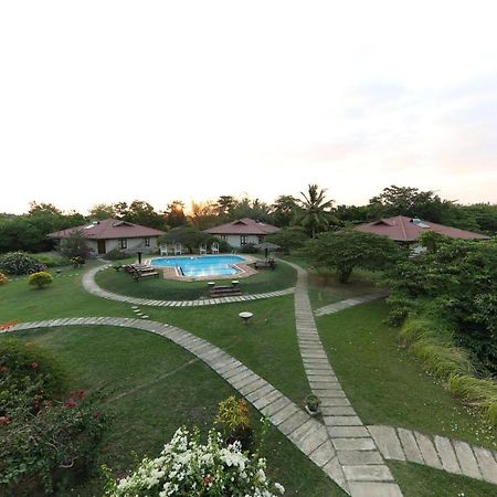 Hibiscus Garden Hotel ทิซซามาฮารามา ภายนอก รูปภาพ