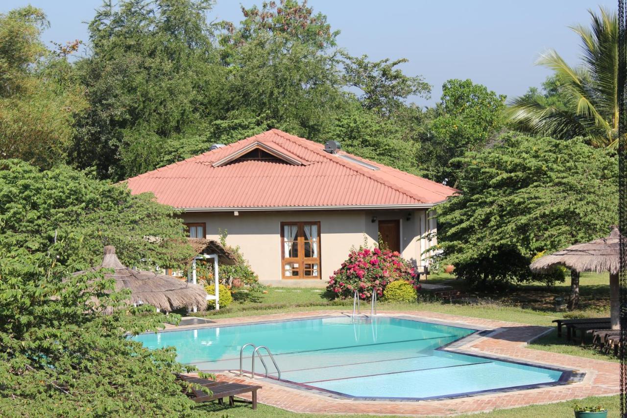Hibiscus Garden Hotel ทิซซามาฮารามา ภายนอก รูปภาพ