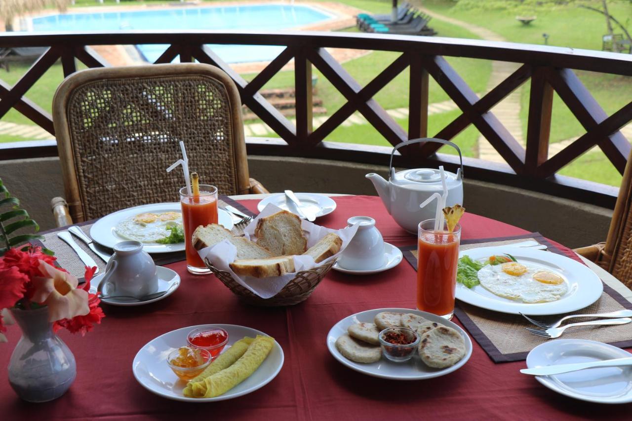 Hibiscus Garden Hotel ทิซซามาฮารามา ภายนอก รูปภาพ